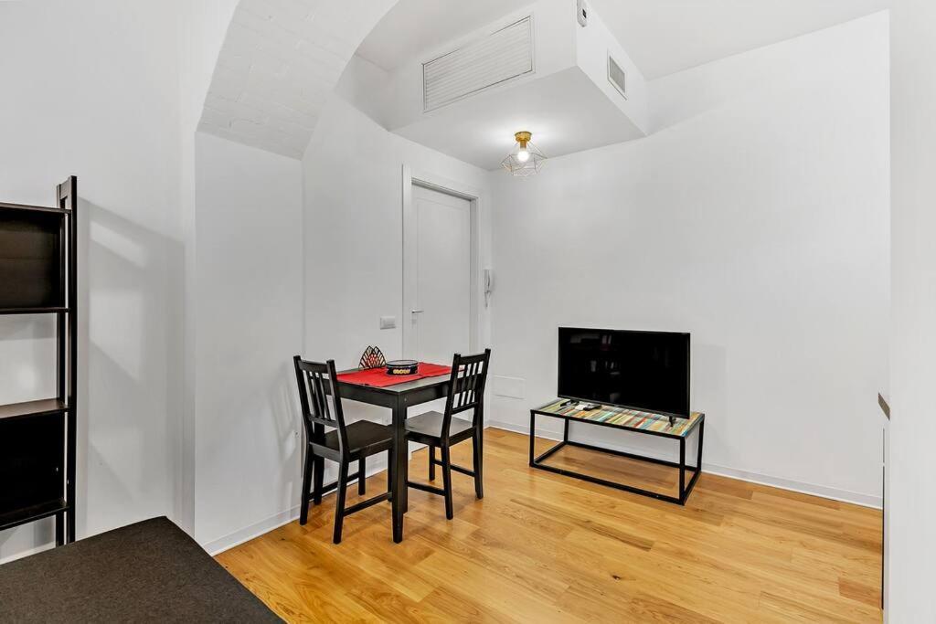 Апартаменты Alessia'S Flat - San Luigi Милан Экстерьер фото